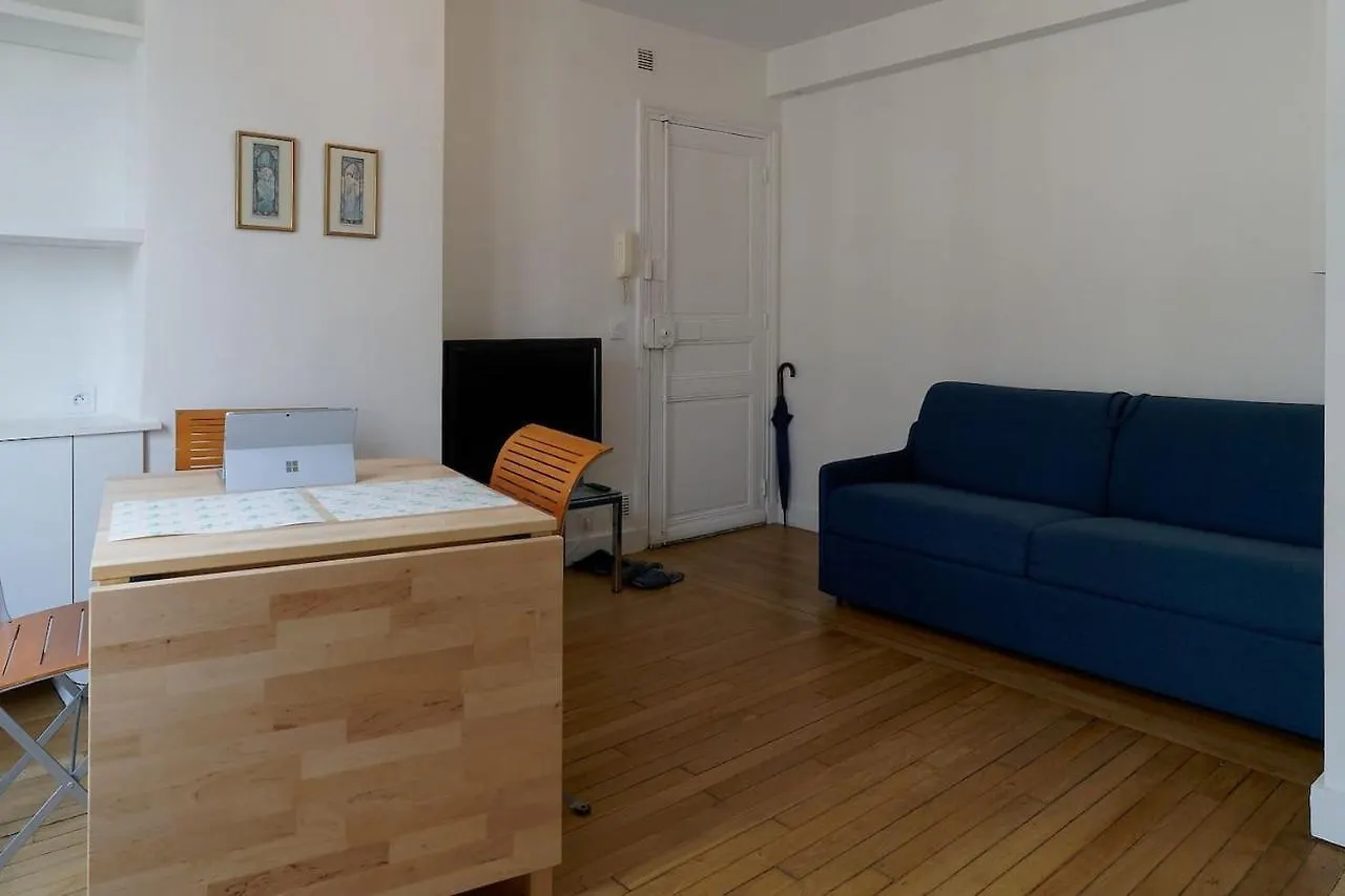Quiet Apartment Near Montmartre Paris